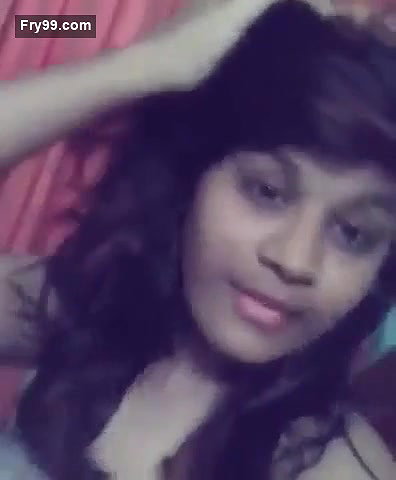 Desi girl fingering