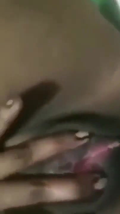 Bhabi Showing And Fingering