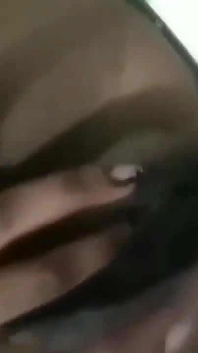 Bhabi Showing And Fingering