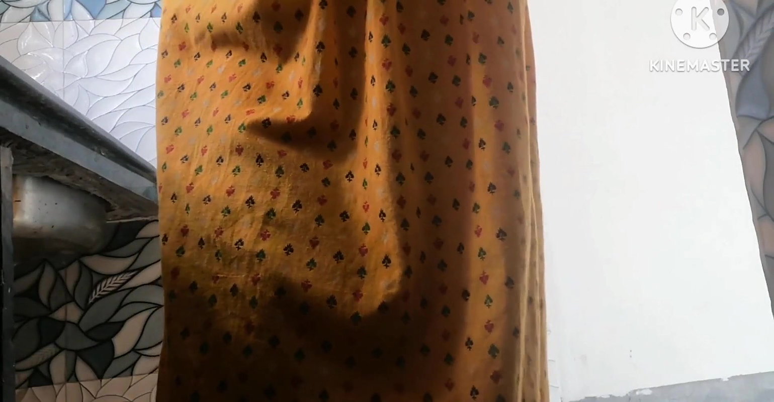 Stepmom kichen room sex stepmom and stepson kichen room sex Desi stepmother sex