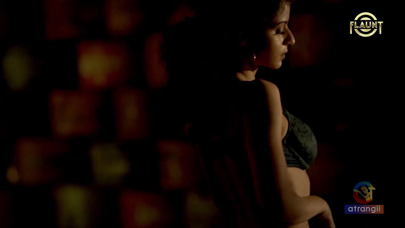 Iconic Ishita – Junkyard