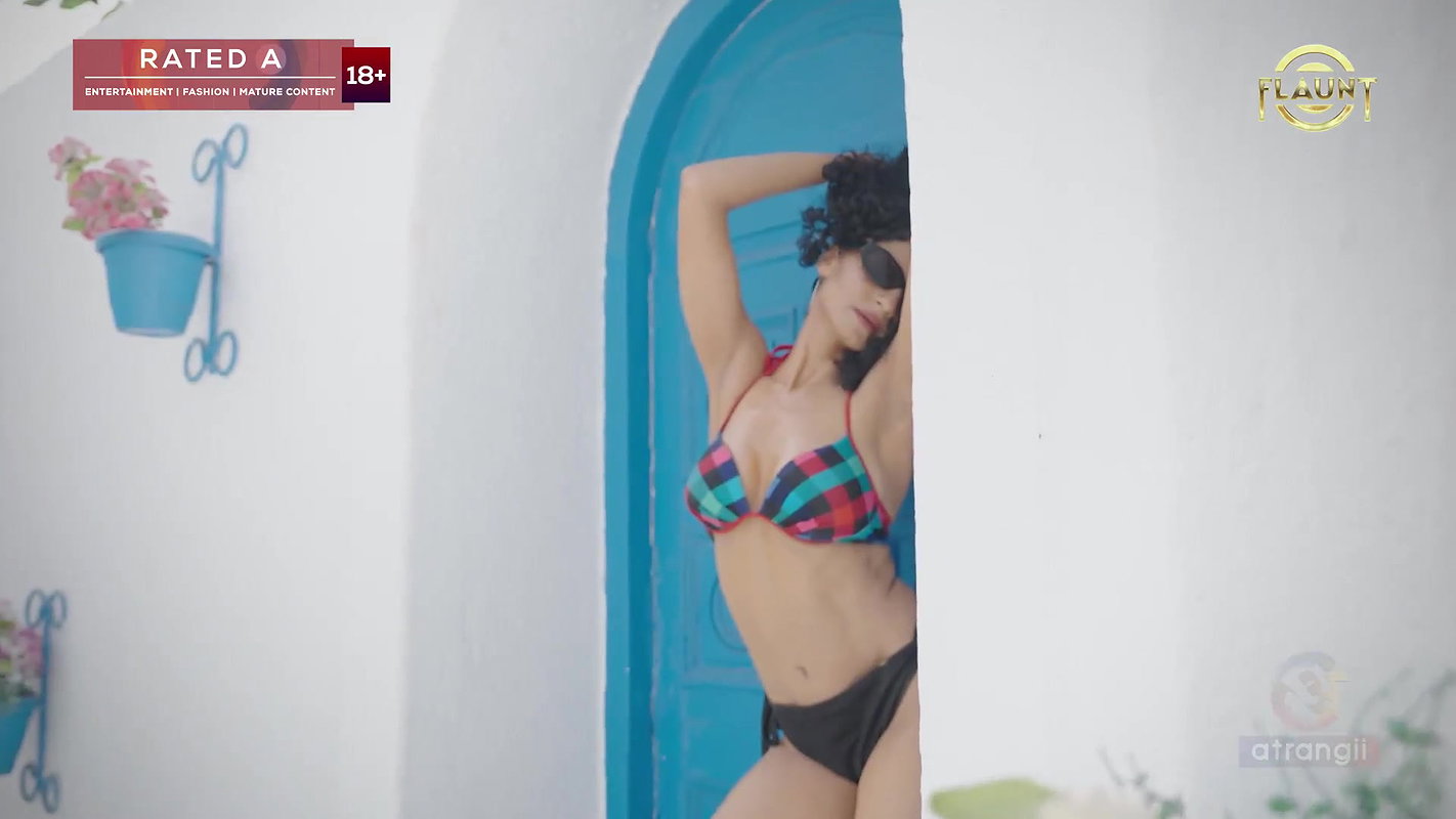 Iconic Ishita – Senorita