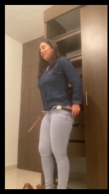 GORGEOUS  BUSTY  BABE CHANGING CLOTHES  VIDEO UPDATE