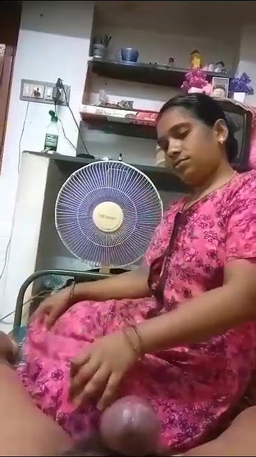 Mature bhabhi giving