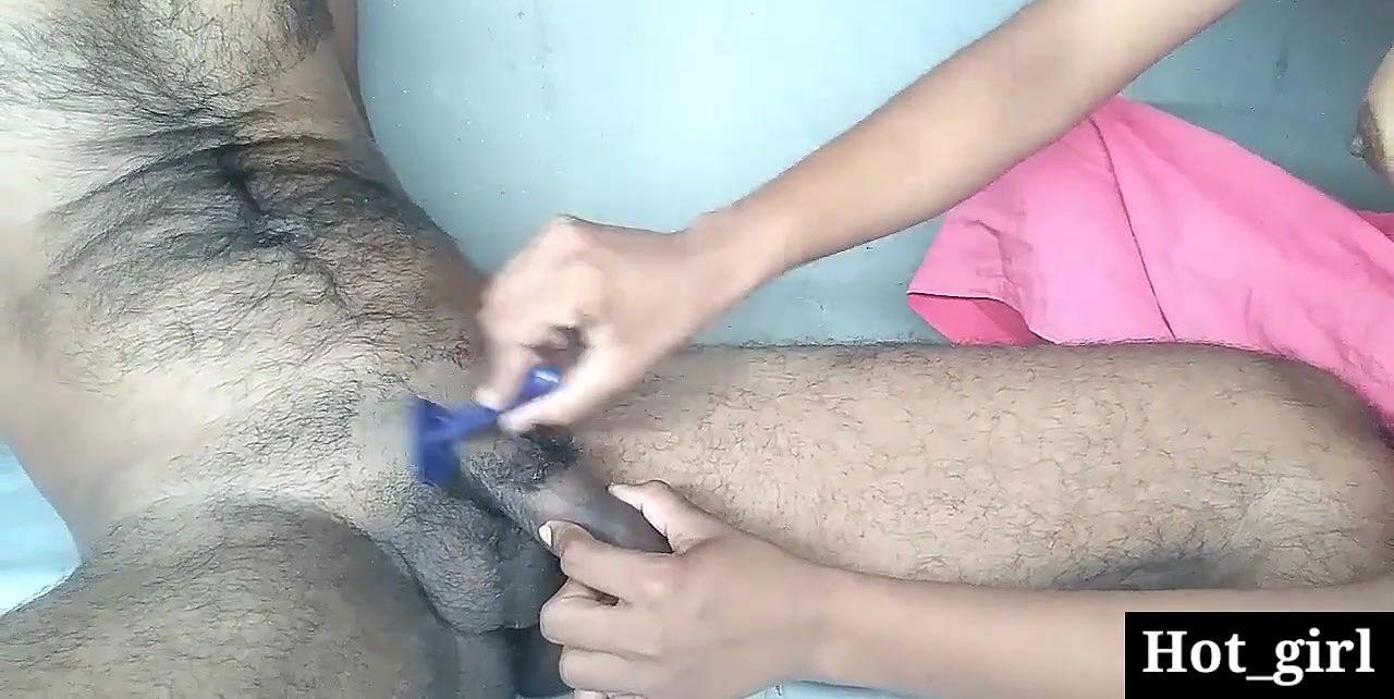 Jija k pyaar me padker apne hise chut ko saaf karwaya orke lund ko bhi saaf kiya part -1