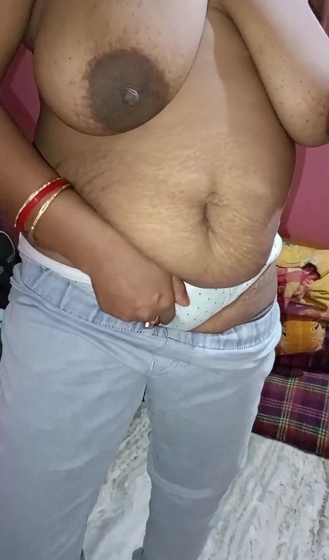 Indian big boobs undress and mastrubation