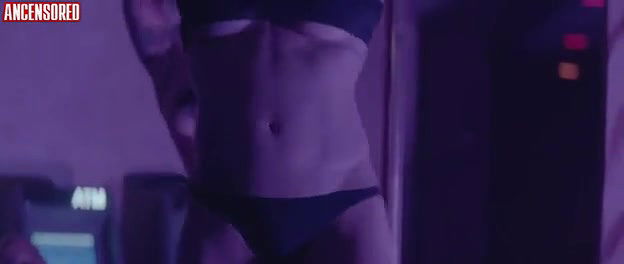 aaliyah hadid – verotika