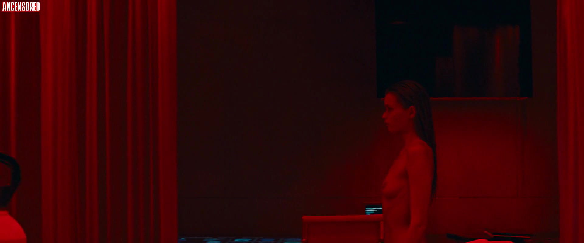 Abbey Lee Kershaw – elizabeth harvest