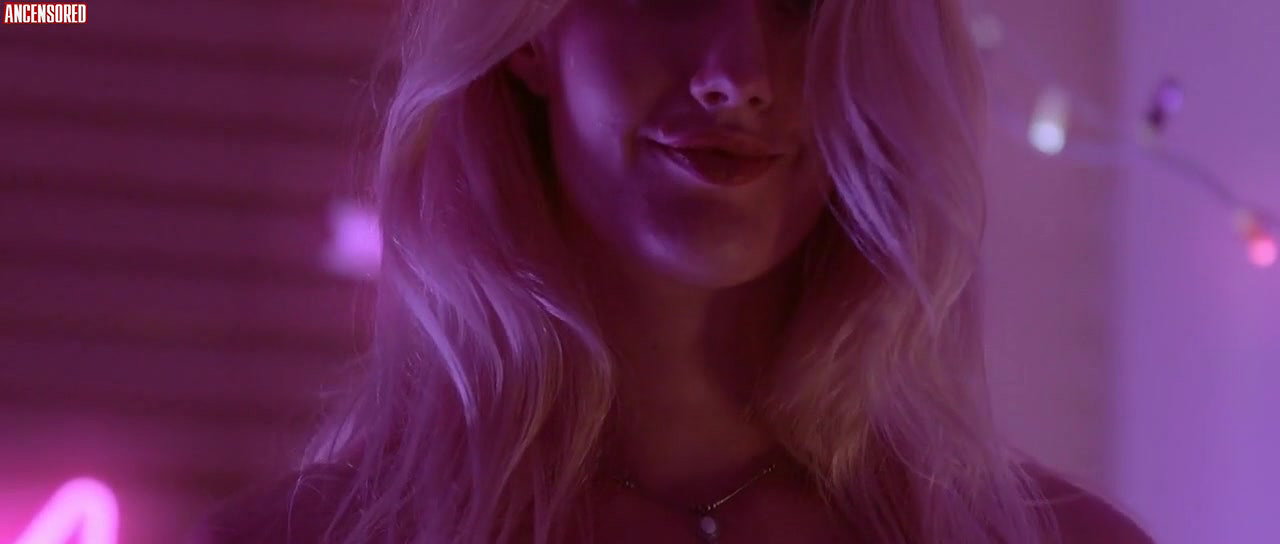 abi casson thompson – cam girls