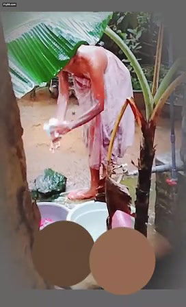 Lankan Wife Bathing Secretly Captured 3clips Marged