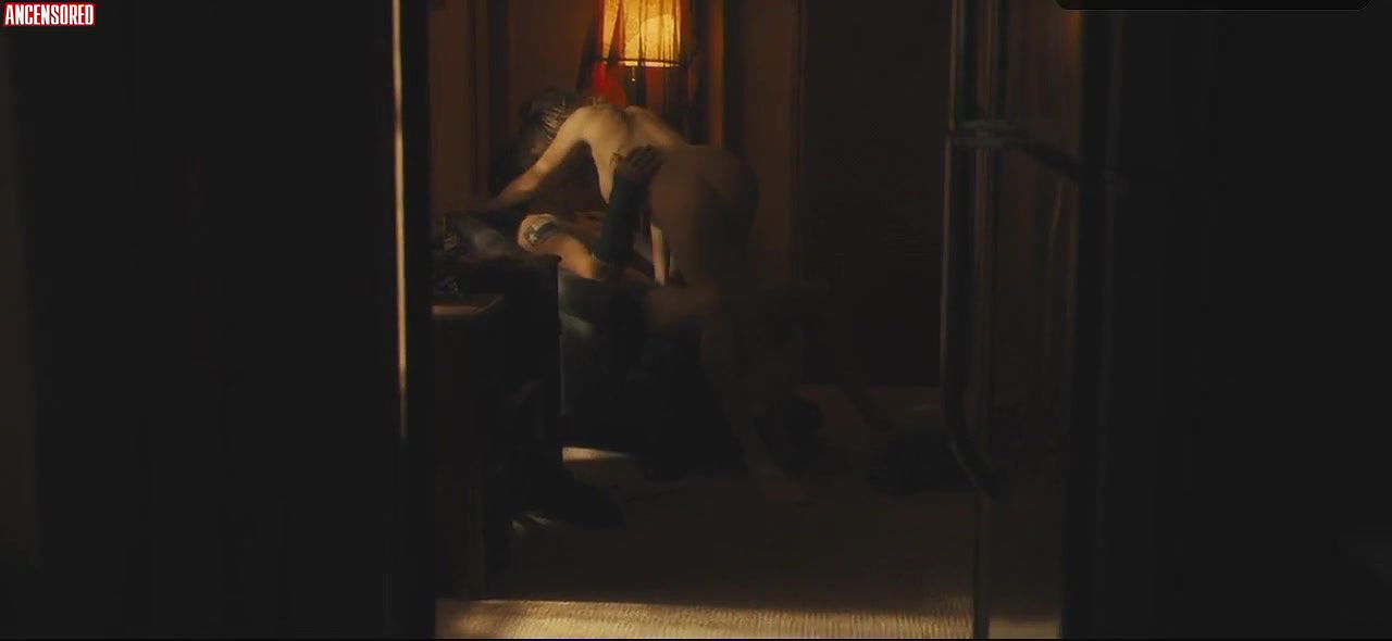 Addison Timlin – all roads to pearla