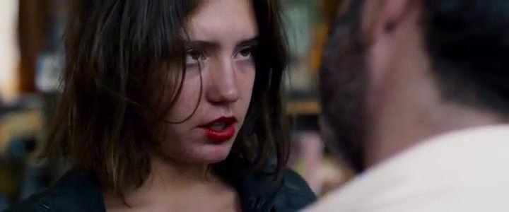 adele exarchopoulos – orphan