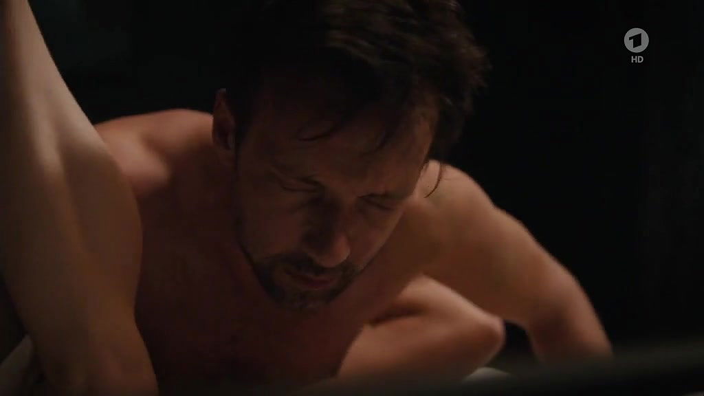 Adina Vetter – Vorstadtweiber