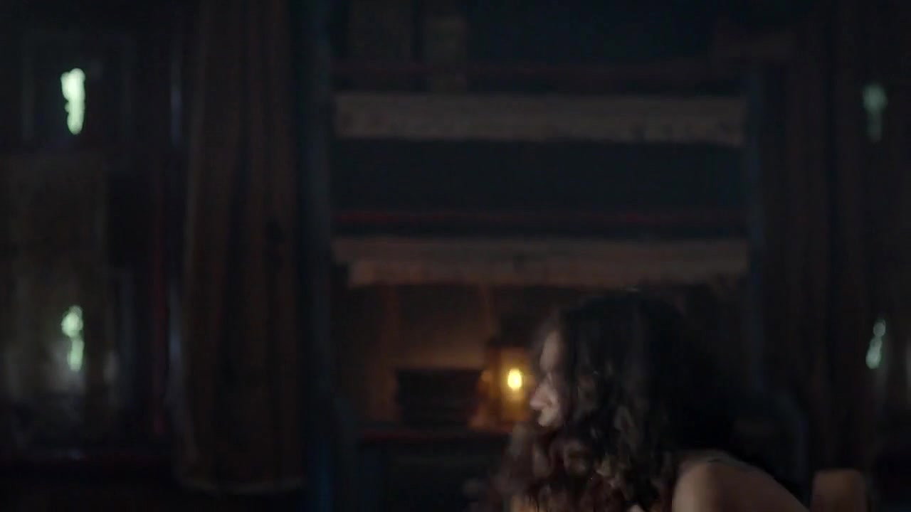 Adria Arjona – emerald city
