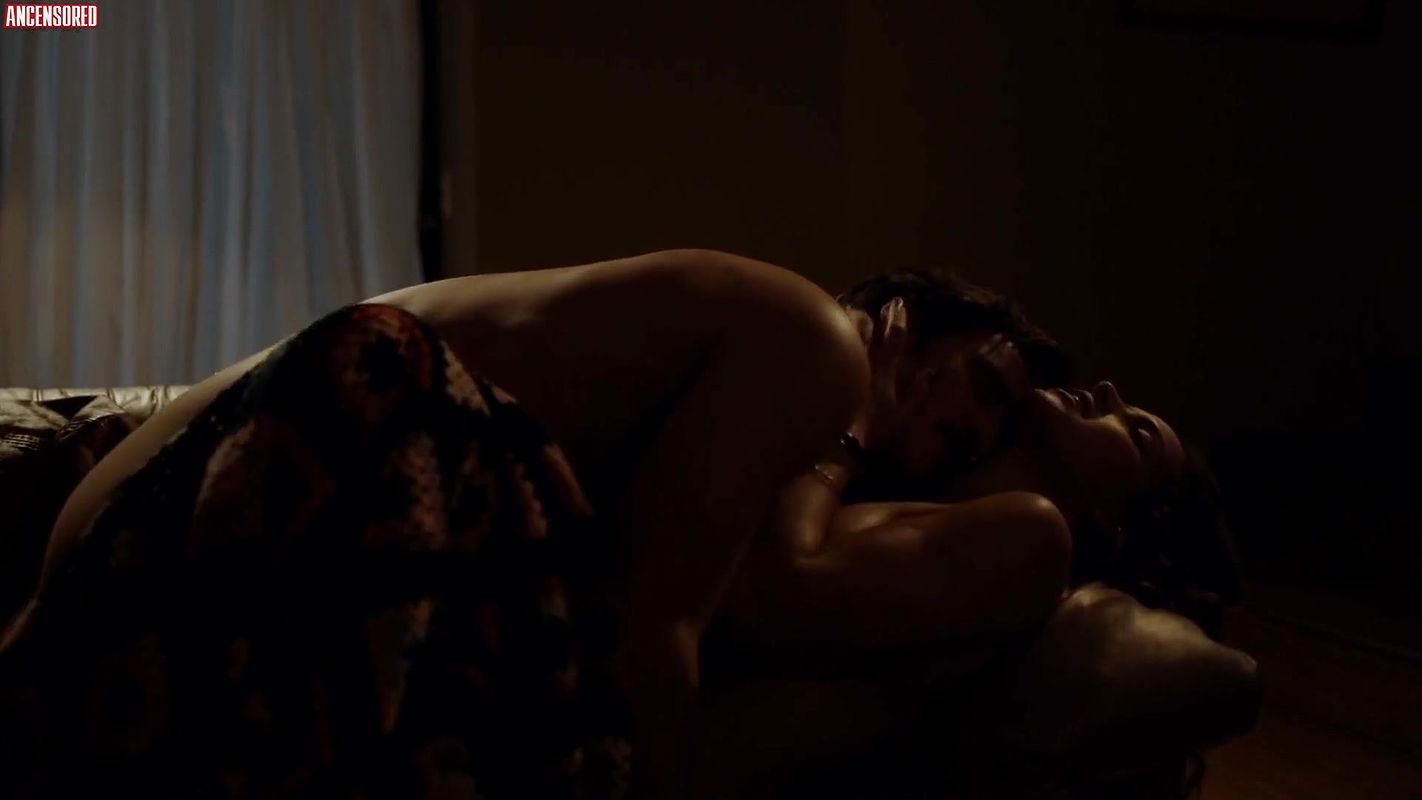 Adria Arjona – Narcos