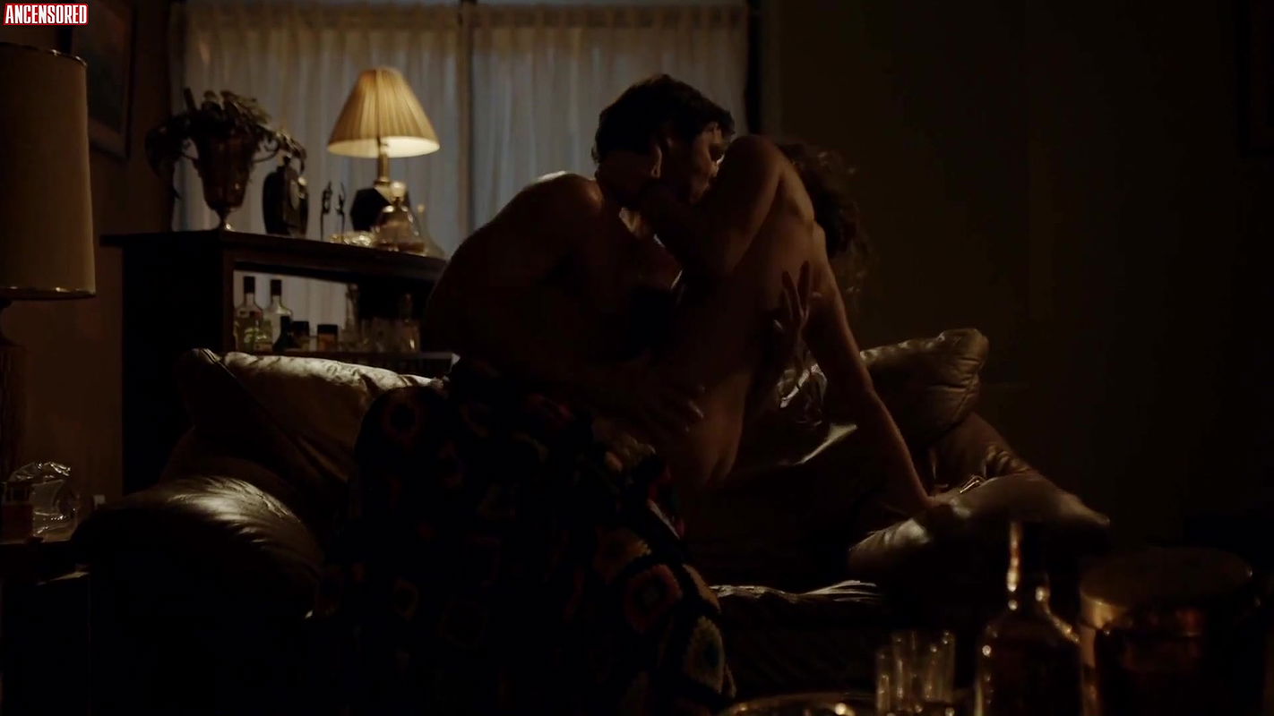 Adria Arjona – Narcos