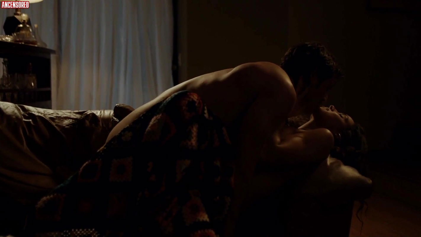 Adria Arjona – Narcos