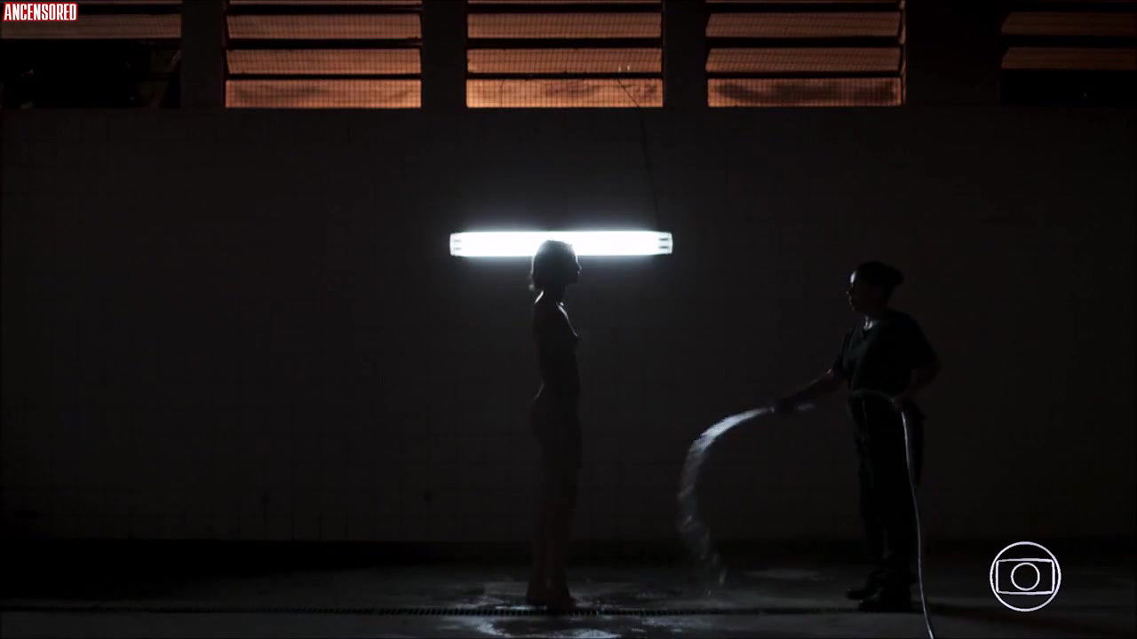 Agatha Moreira – a dona do pedaco