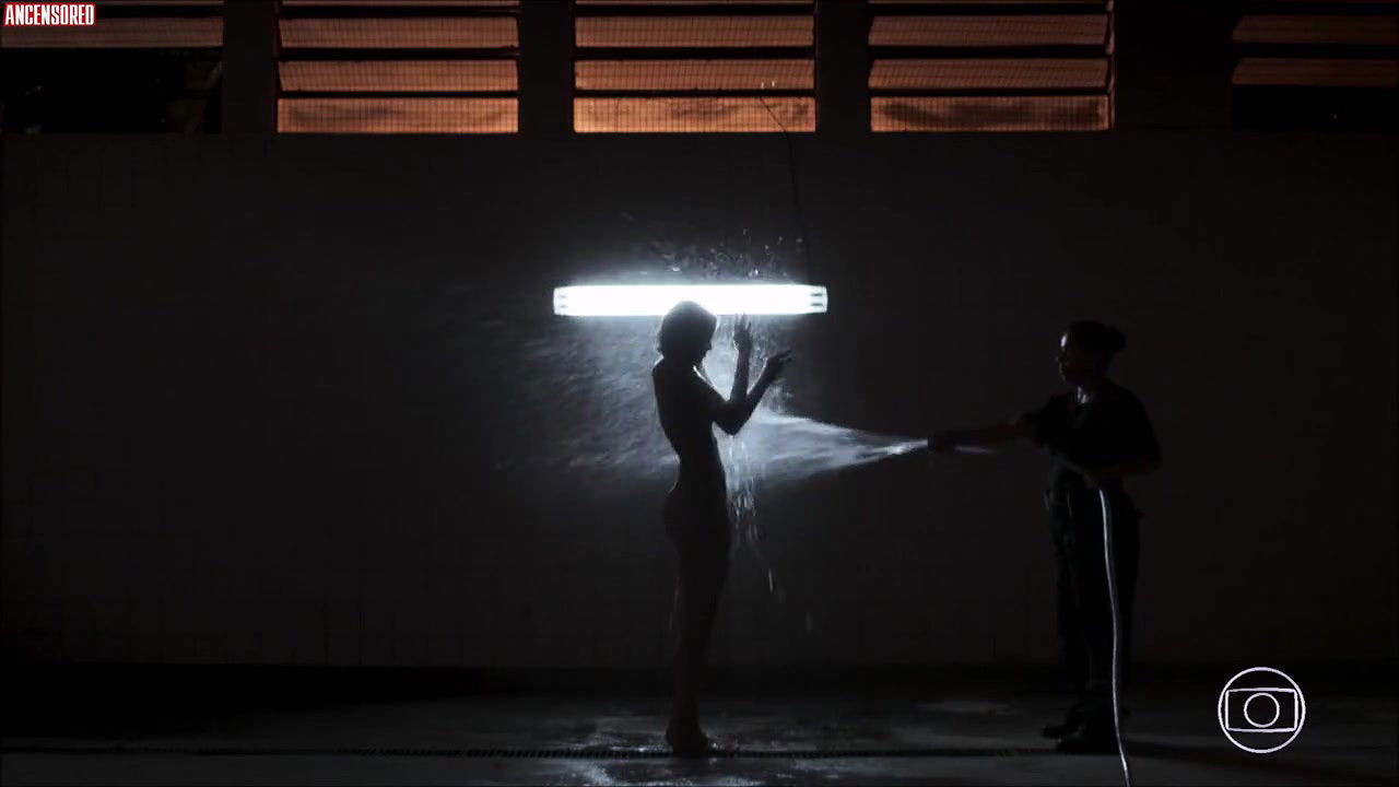 Agatha Moreira – a dona do pedaco