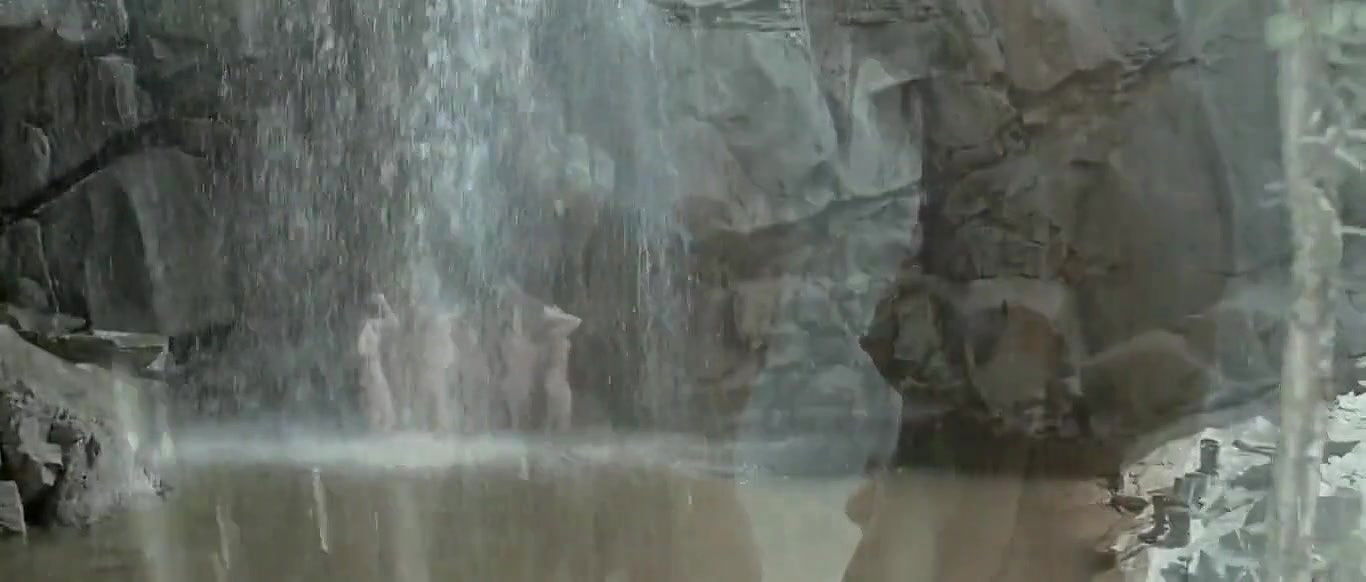 Agniya Kuznetsova – A zori zdes tikhie