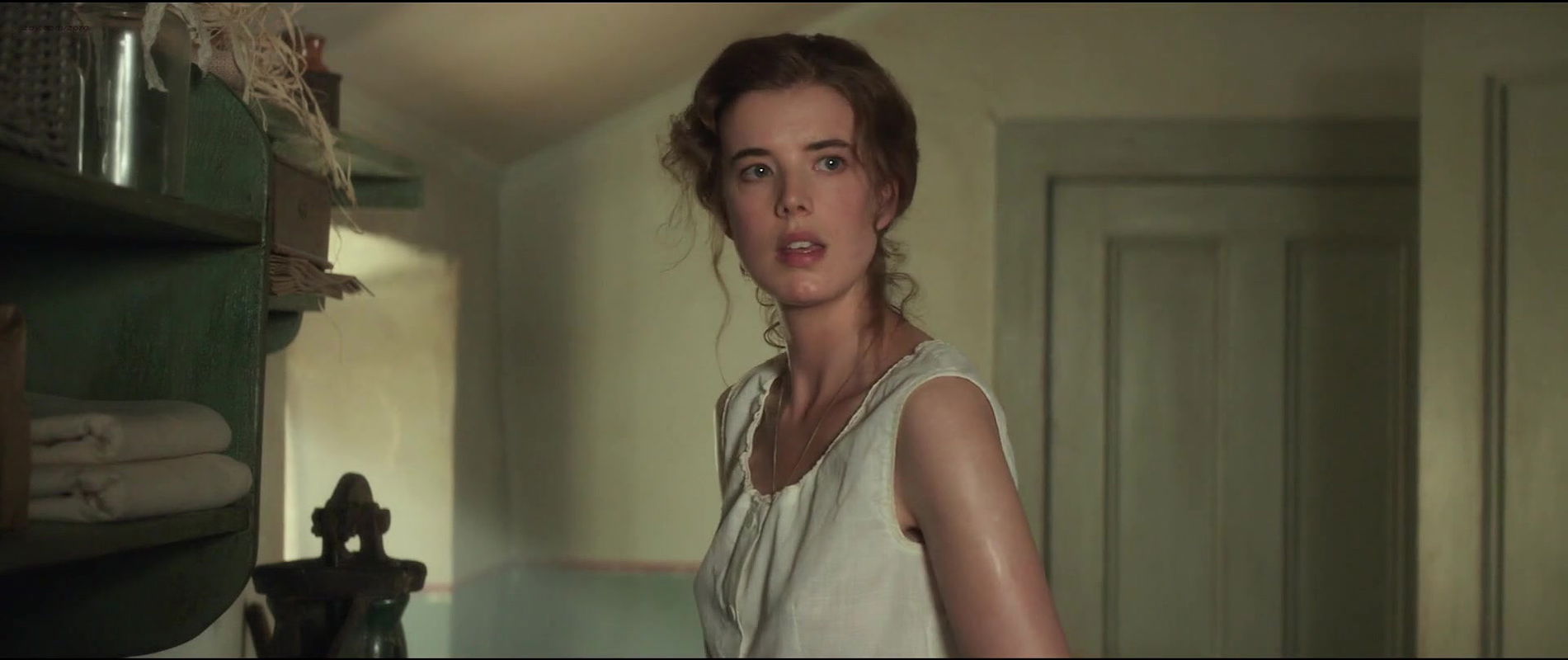 Agyness Deyn – Sunset Song 2015