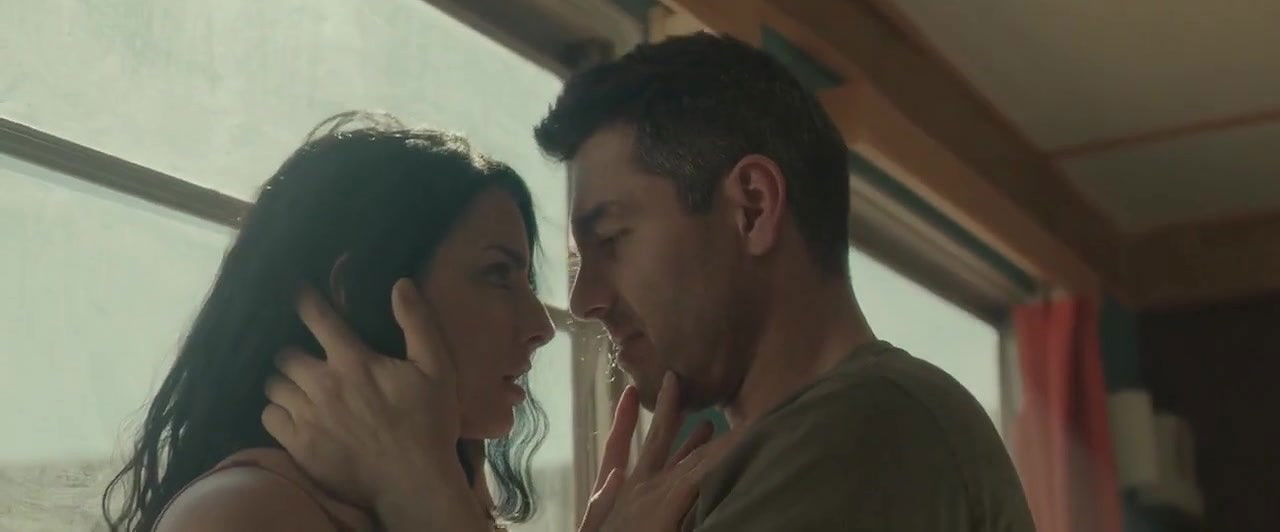 Aislinn Derbez – compadres