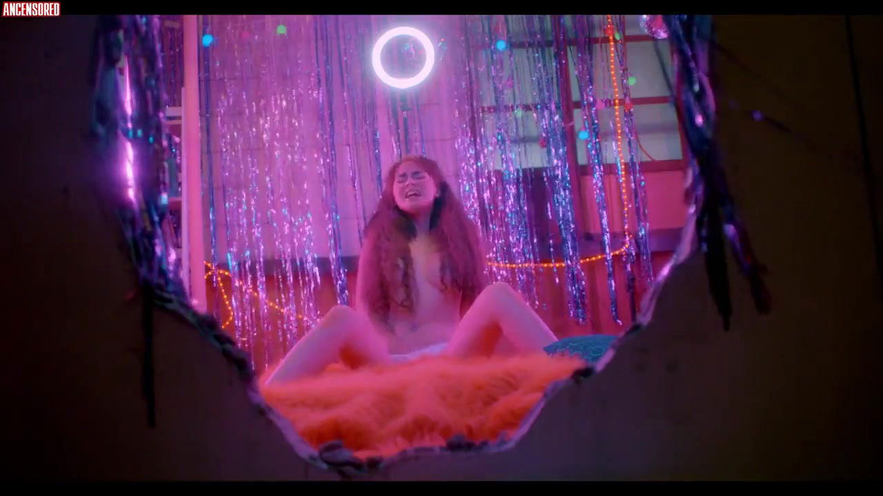 aj raval – crush kong curly