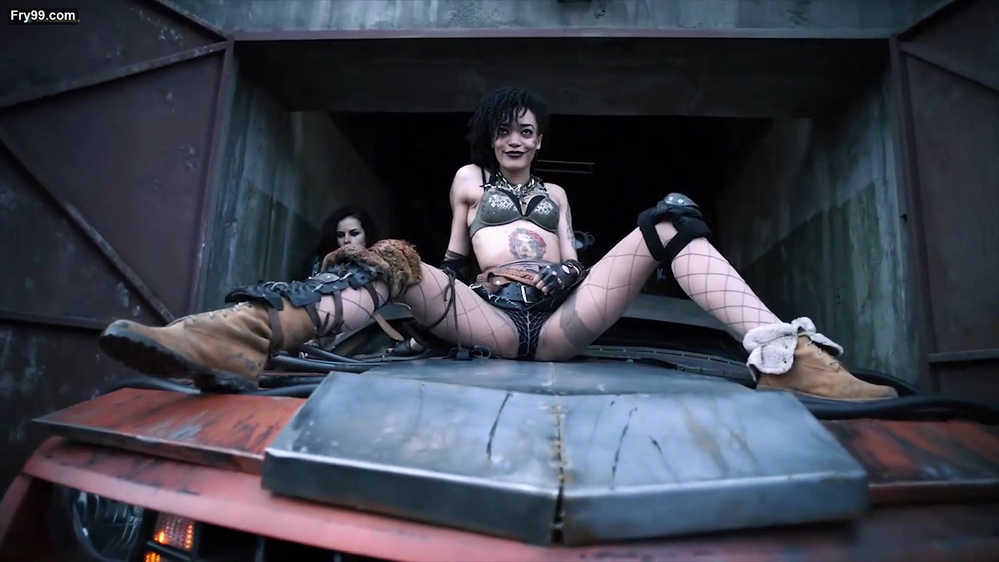 Ako – death race 4 beyond anarchy