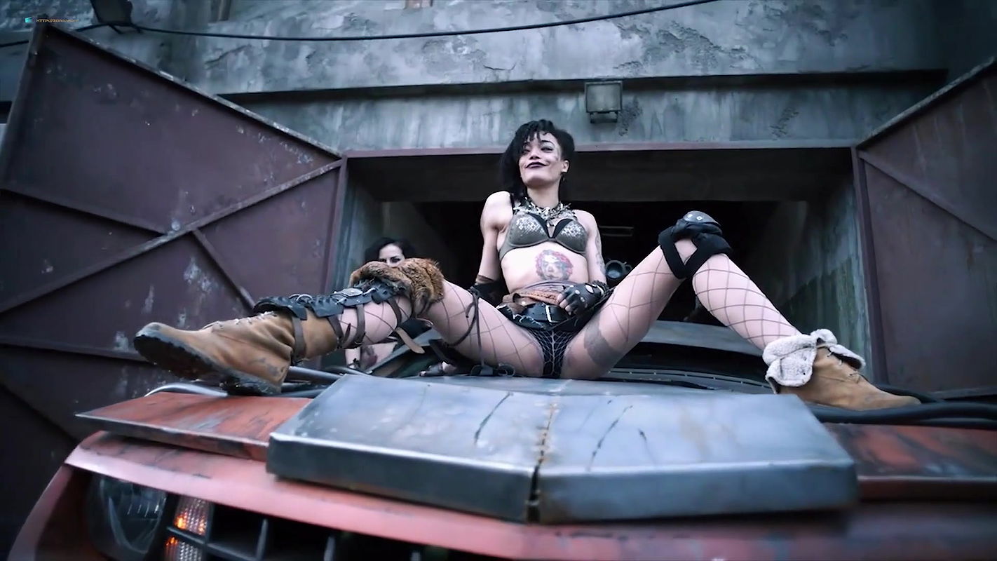 Ako – death race 4 beyond anarchy