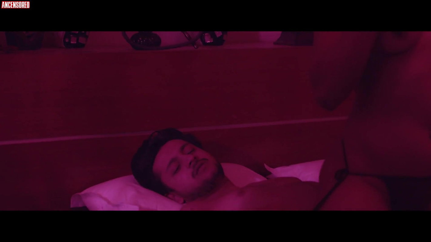 Ako – sex drugs theatre