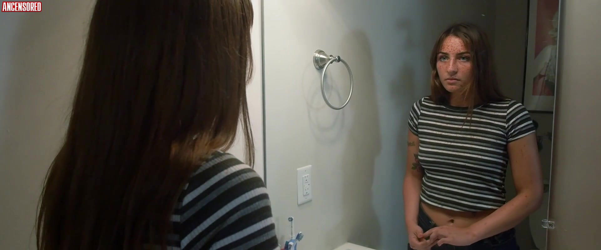 alaina alfaro – return of the slasher nurse