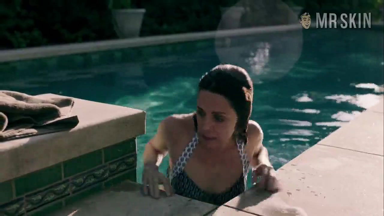 Alanna Ubach – Hand of God