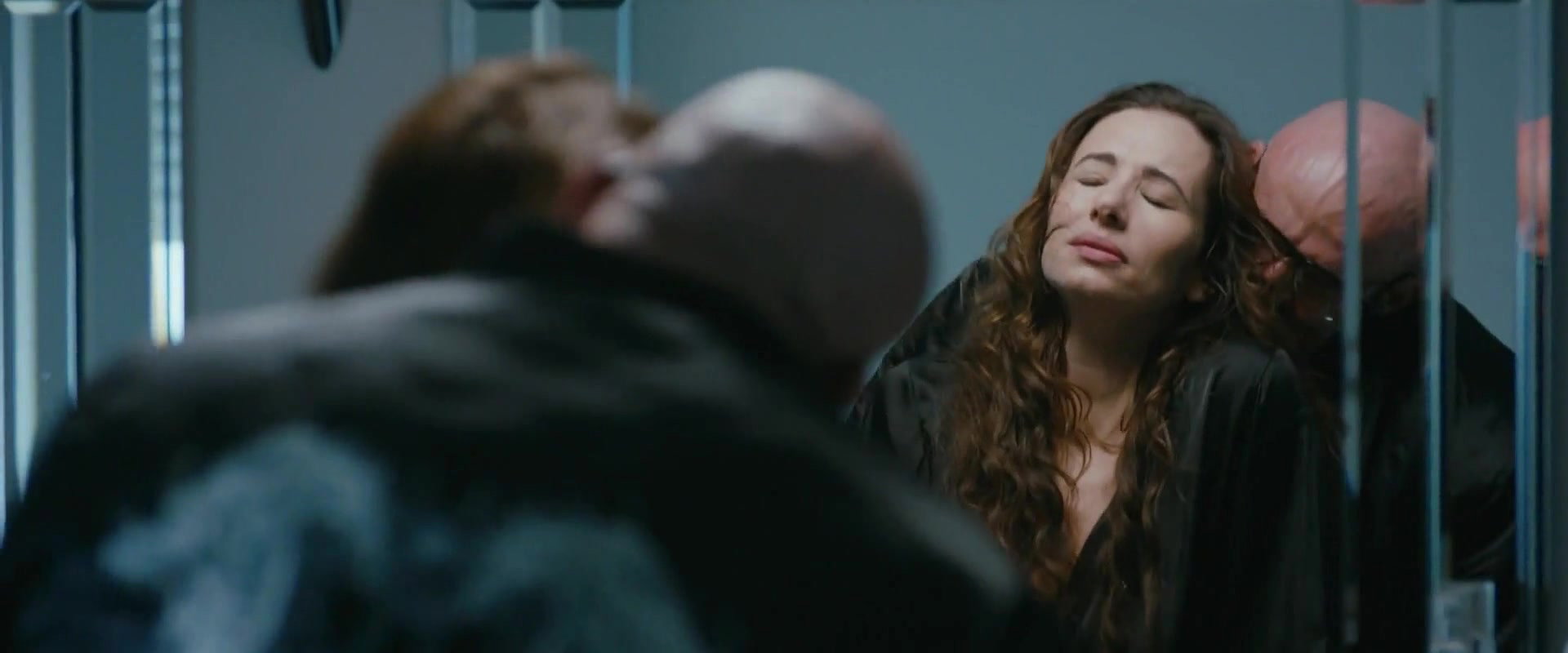 aleksandra poplawska – women of mafia