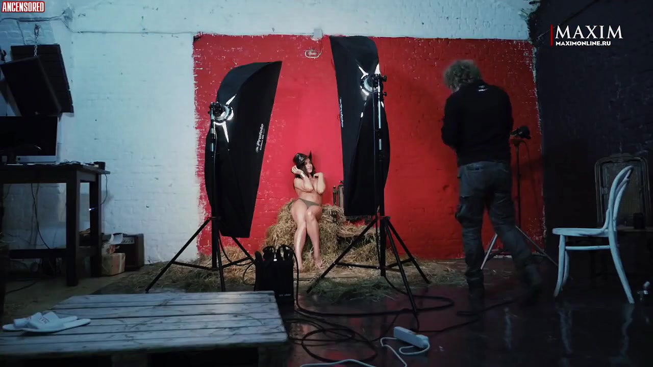 alena savastova – maxim russia