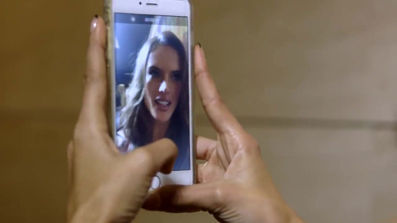 Alessandra Ambrosio – GQ Behind the Scenes