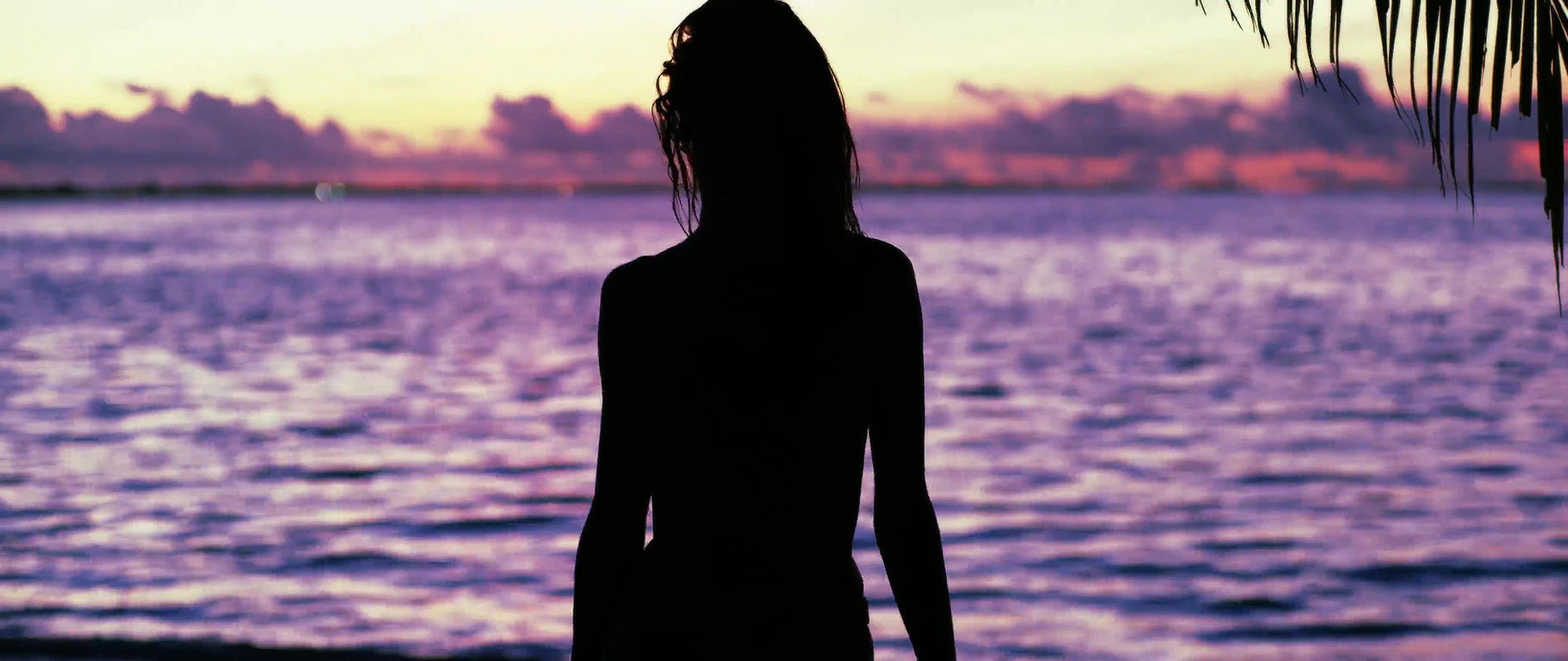 Alessandra Ambrosio – into the best light