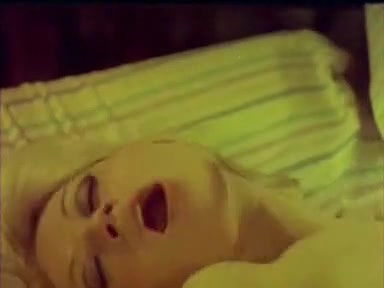 alev altin – son gulen tam guler