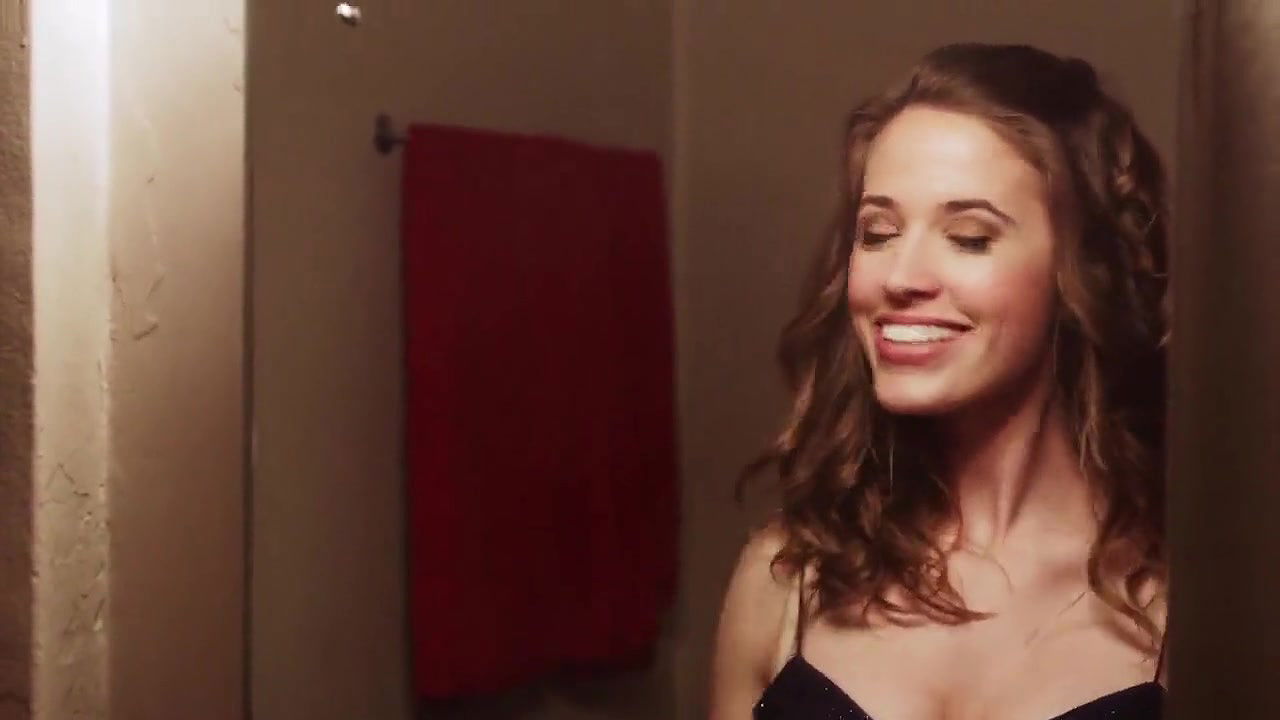 alexandra august – tampoon