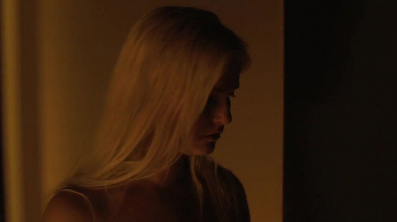 Alexandra Breckenridge – Dark