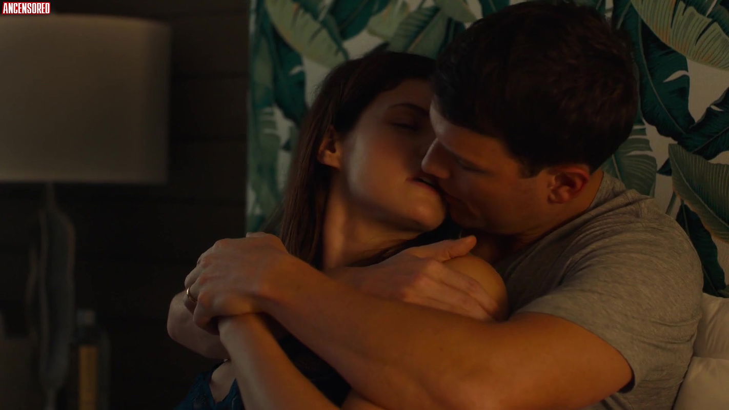 Alexandra Daddario – the white lotus