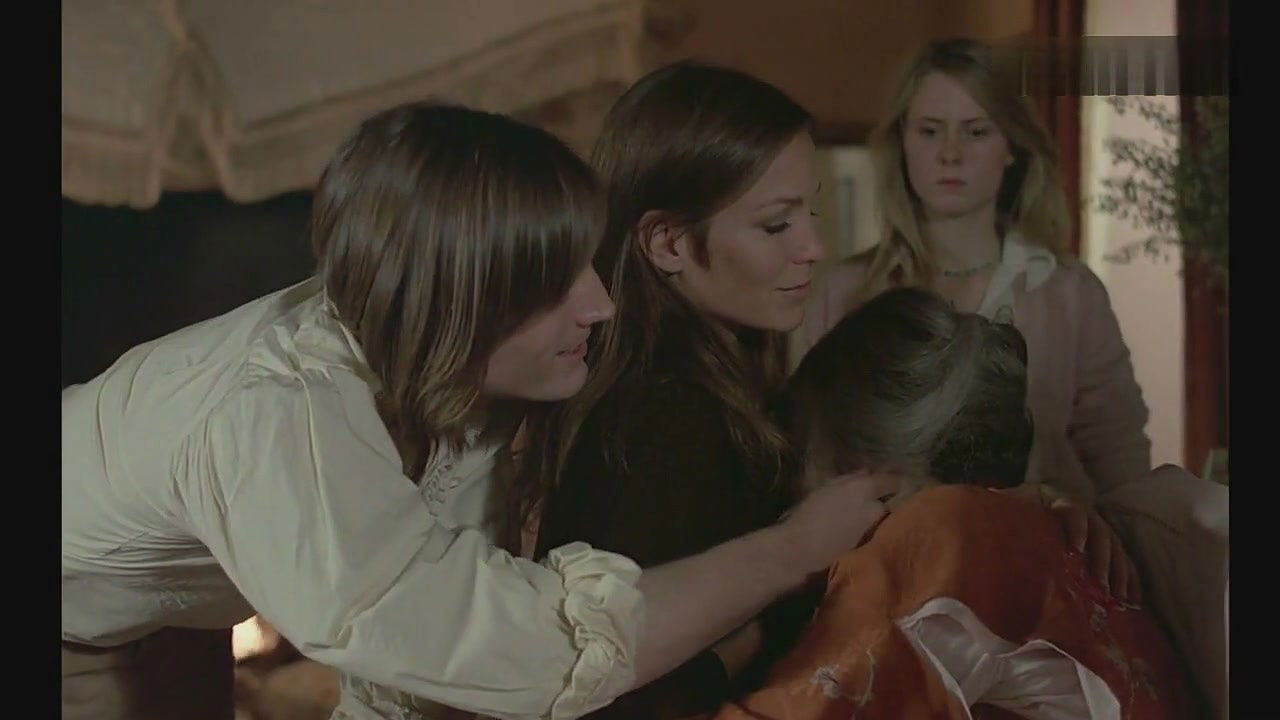 Alexandra Stewart – Black Moon