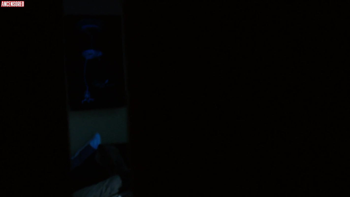 Alexis Knapp – Project X