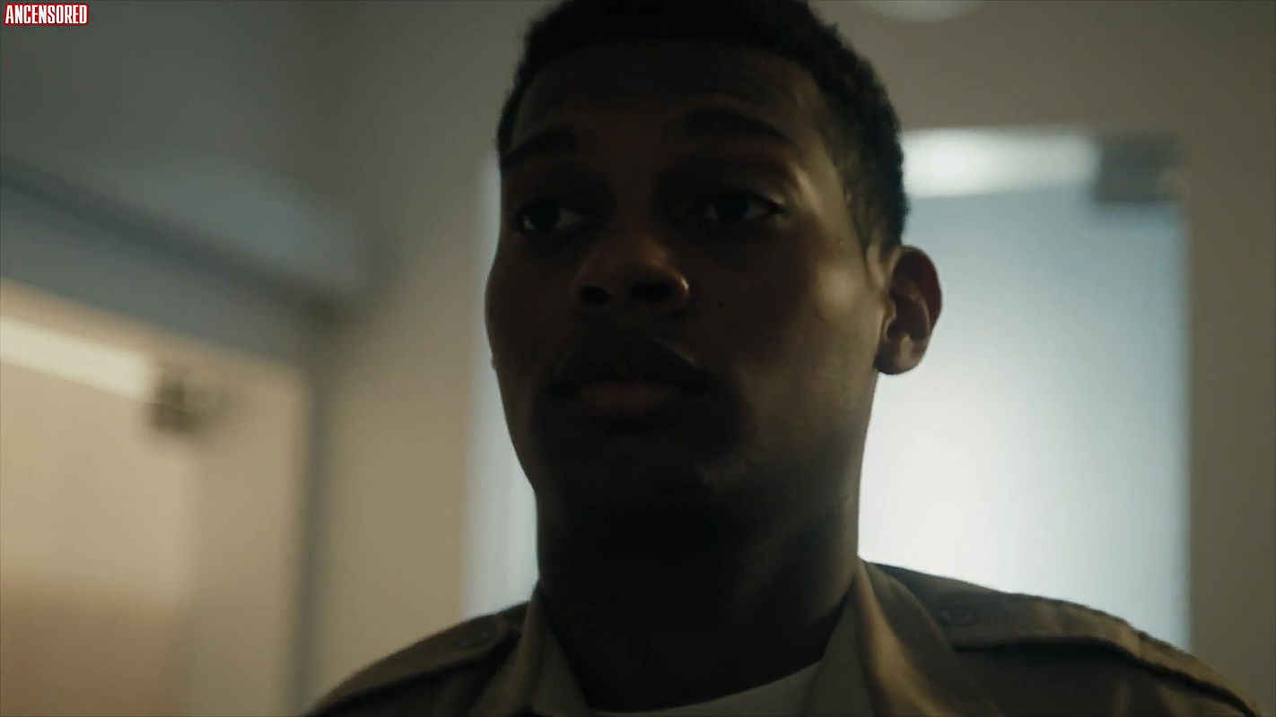 Alexis Ren – deputy