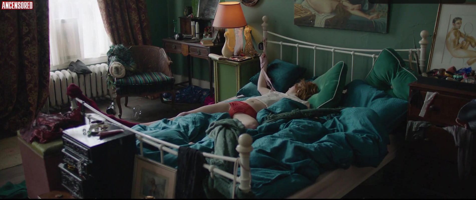 Alia Shawkat – animals