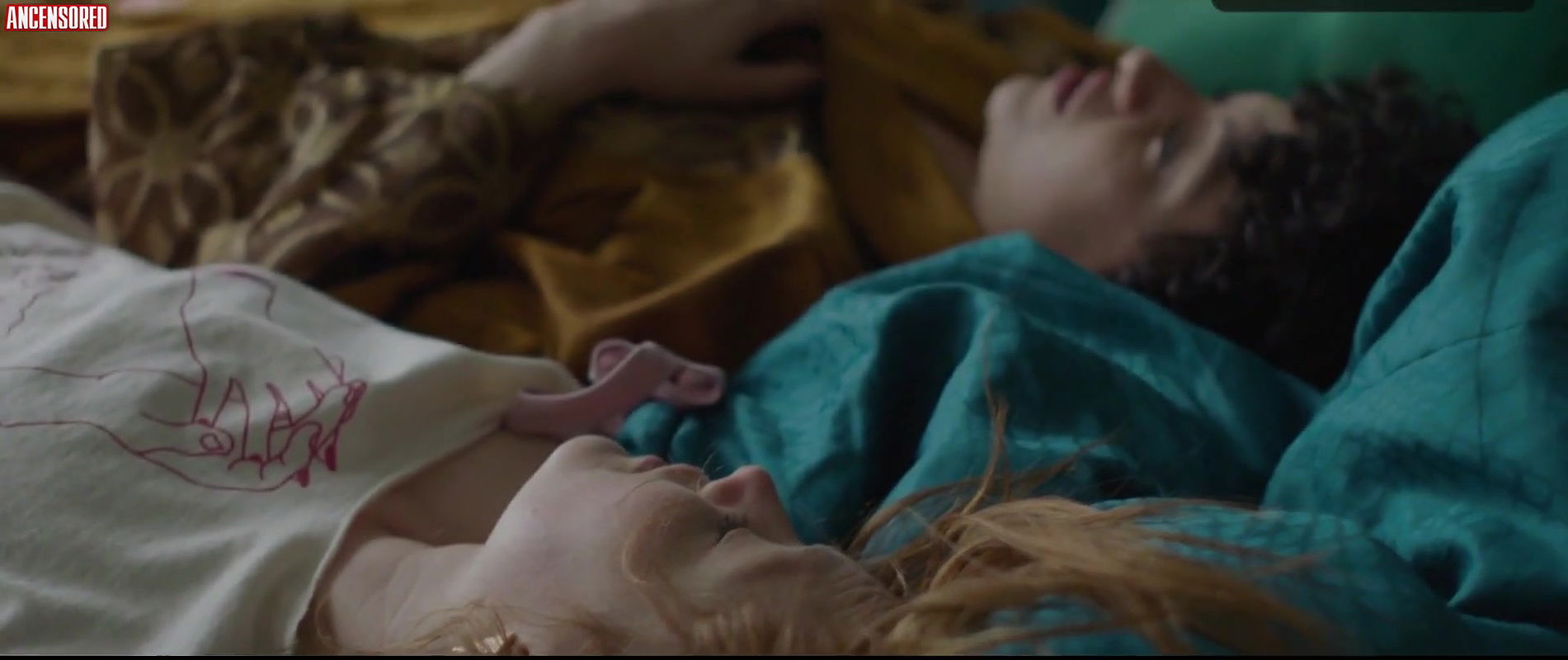 Alia Shawkat – animals