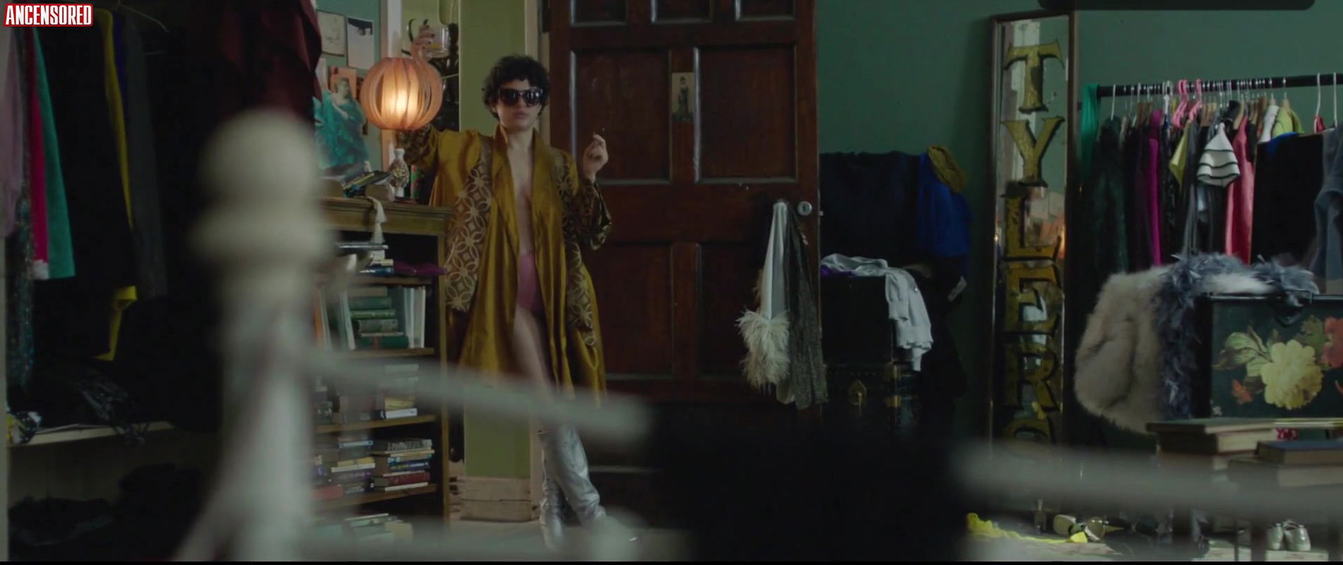 Alia Shawkat – animals