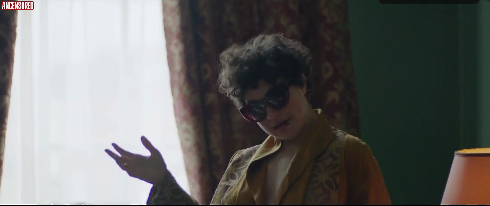 Alia Shawkat – animals