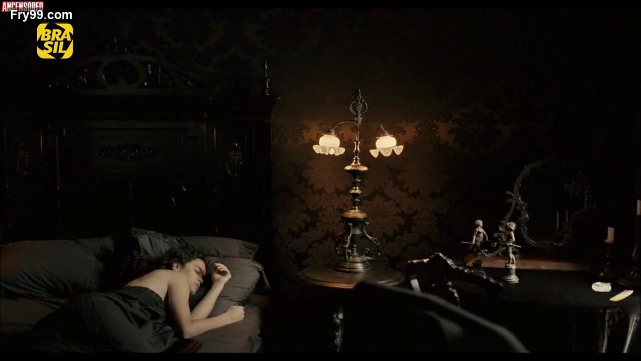 Alice Braga – Muitos Homens Num So