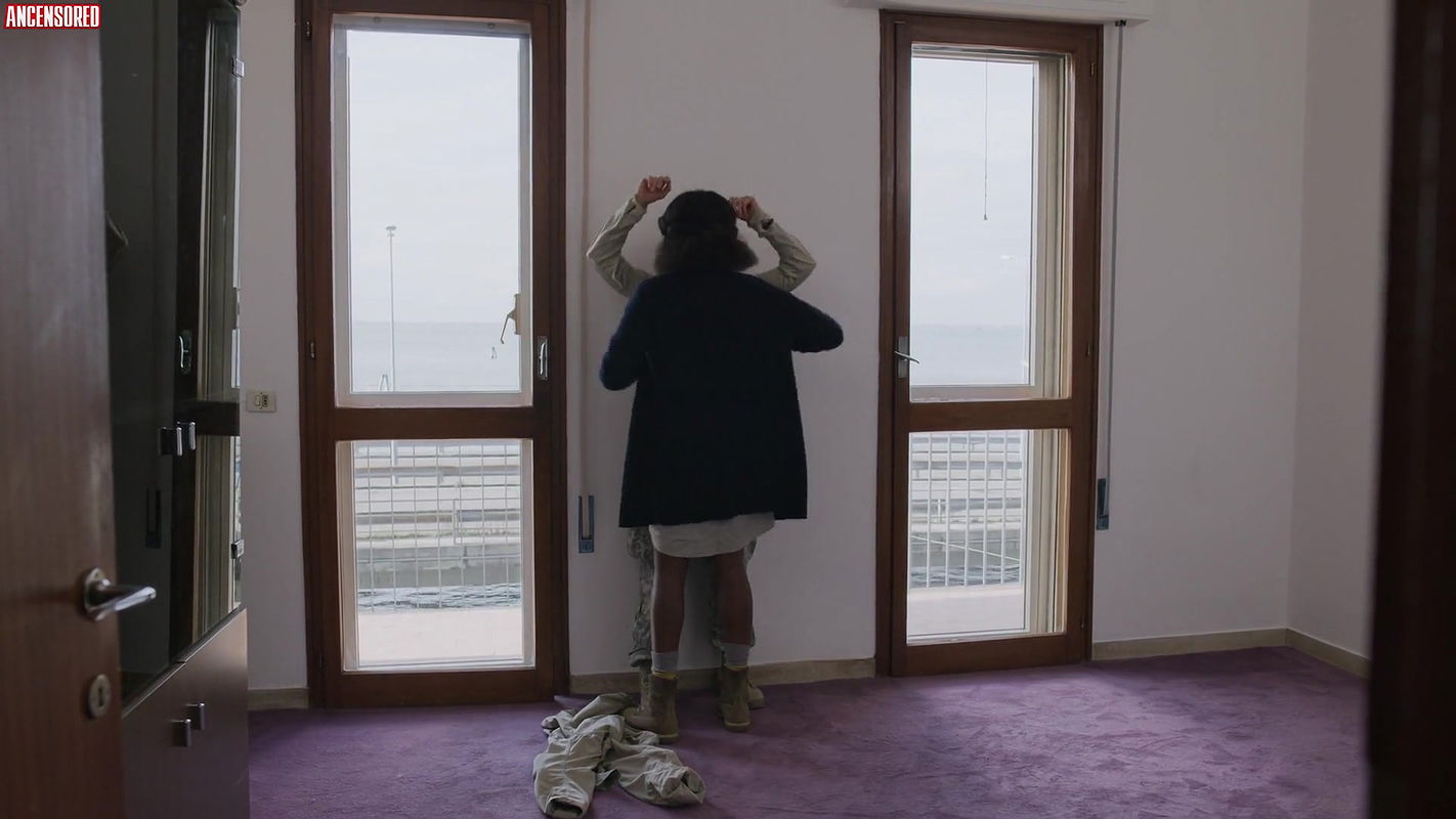 Alice Braga – we are who we are