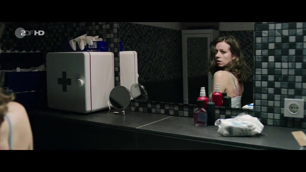 Alice Dwyer – lockdown todliches erwachen